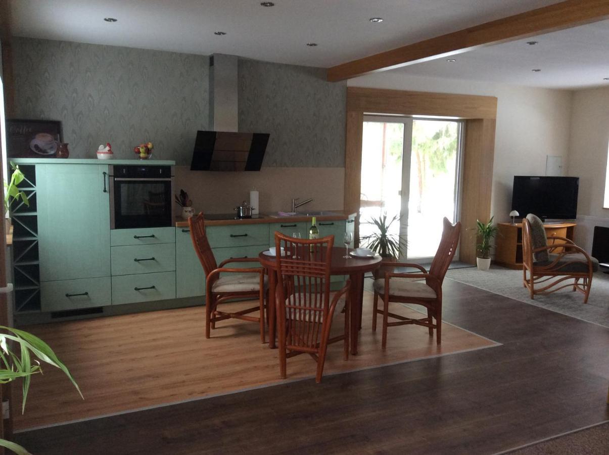 Ferienwohnung Direkt Am Potzlower See Ngoại thất bức ảnh